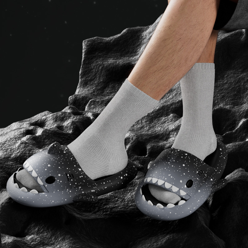 Cute Cartoon Shark Slippers Fo - огляд і ціна Men'S Shoes