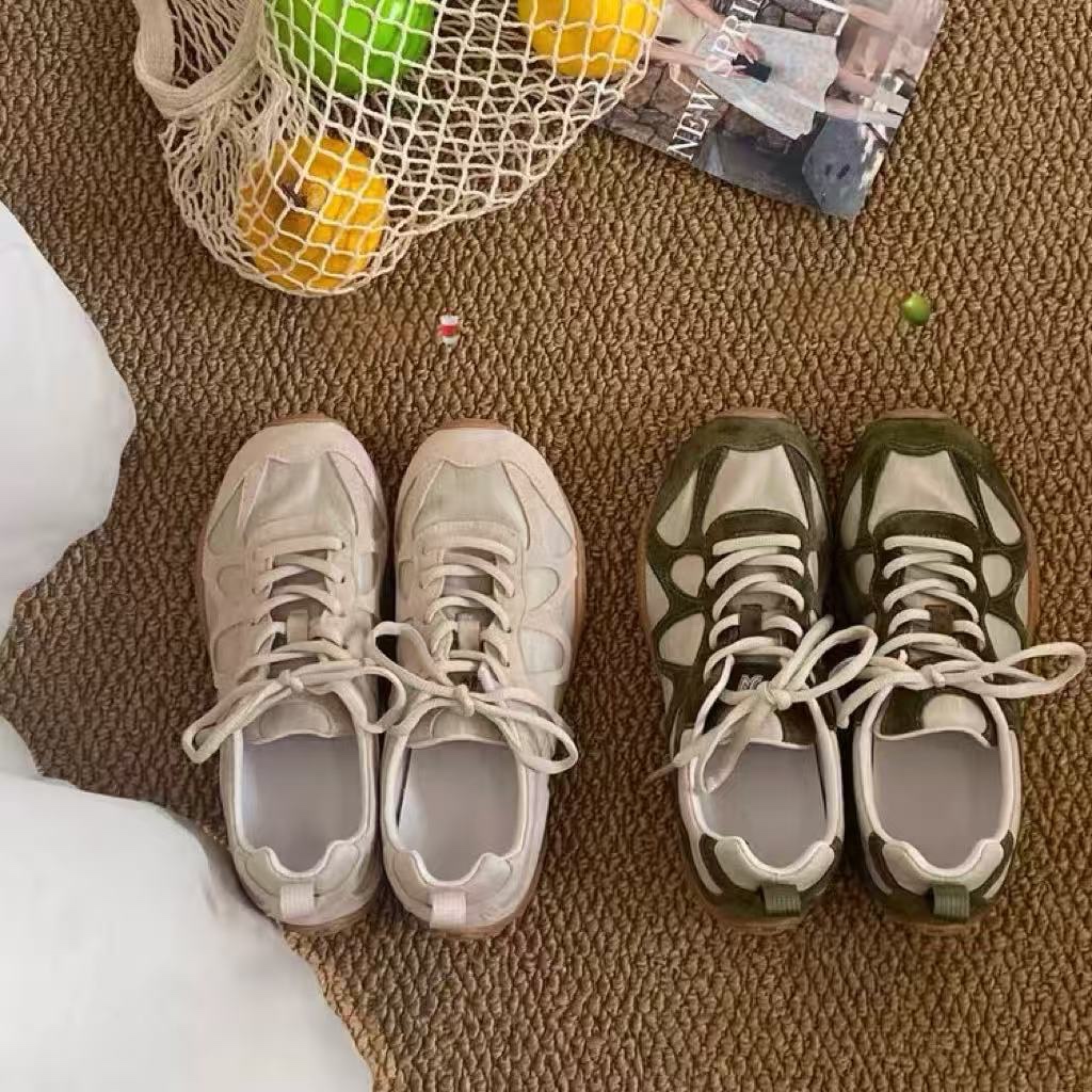 Vintage Patchwork Lace Up Snea - огляд і ціна Sneakers