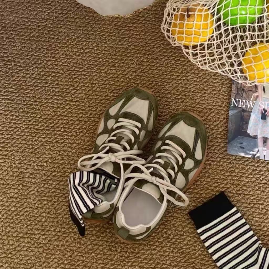 Vintage Patchwork Lace Up Snea - огляд і ціна Sneakers