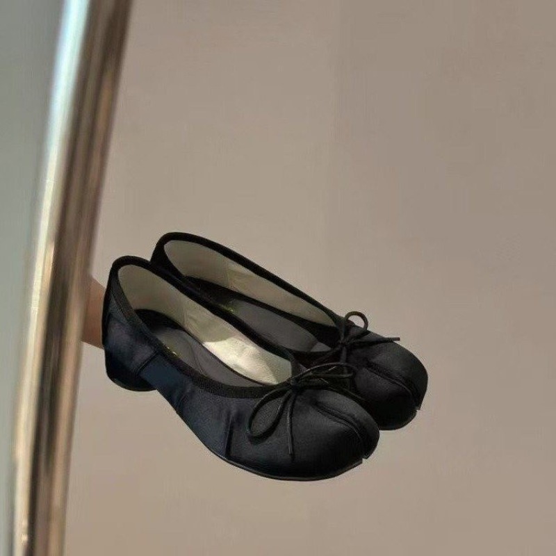 Sweet Bow Women's Spring 2026  - огляд і ціна Women'S Shoes