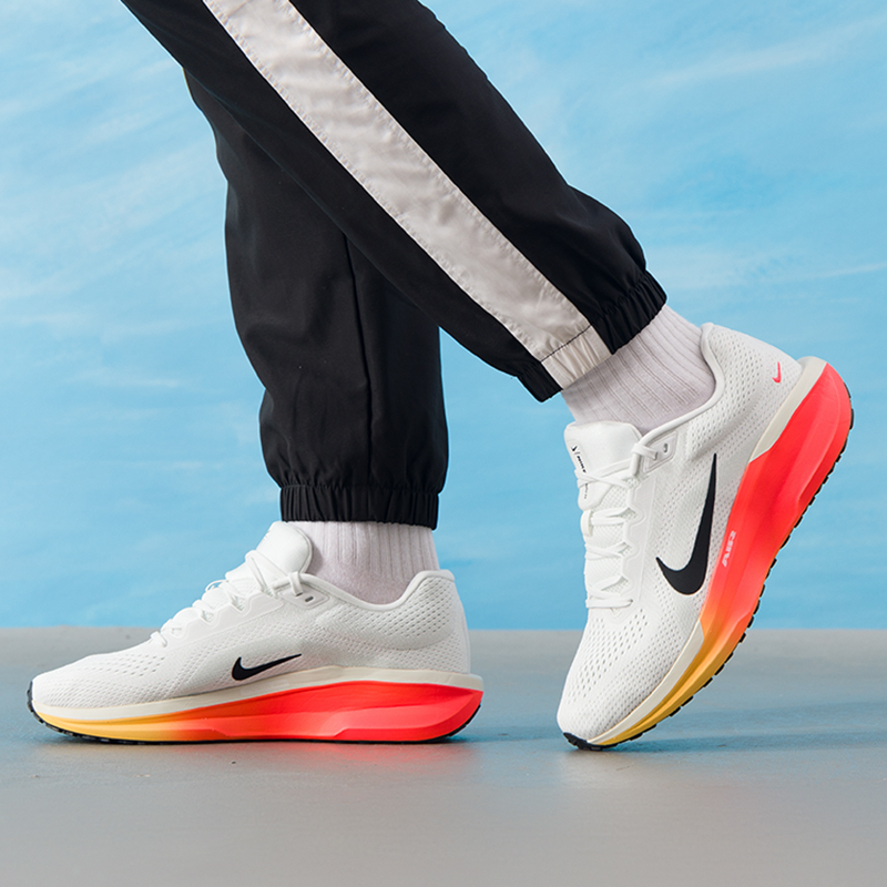 Nike Men's Shoes Original Ligh - огляд і ціна Lightweight Road Running Shoes