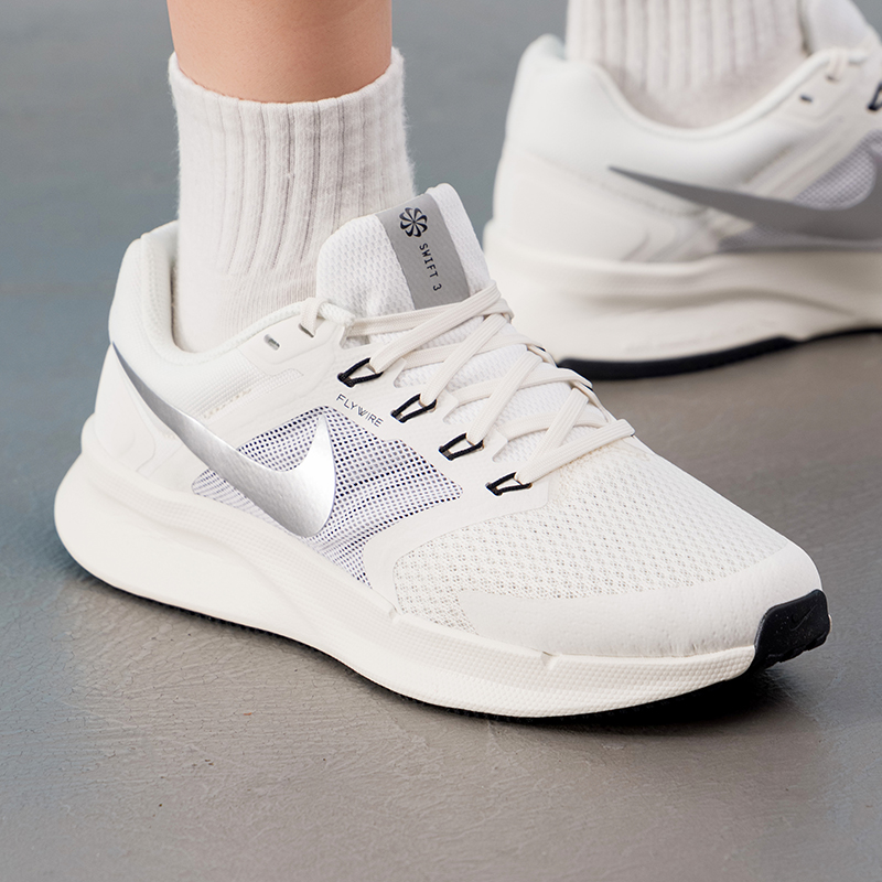 Nike Women's Shoes Original Li - огляд і ціна Lightweight Road Running Shoes