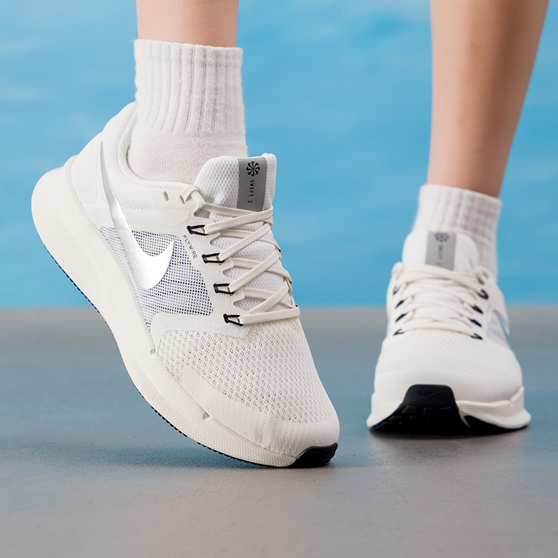 Nike Women's Shoes Original Li - огляд і ціна Lightweight Road Running Shoes