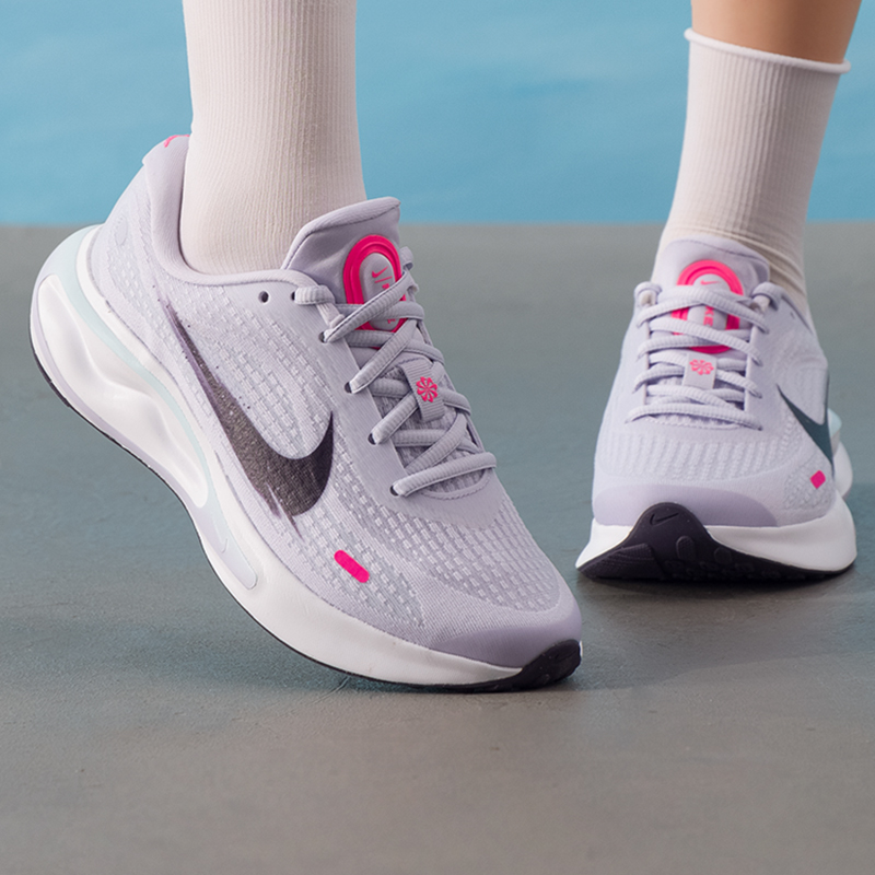Nike Women's Shoes Original Li - огляд і ціна Lightweight Road Running Shoes