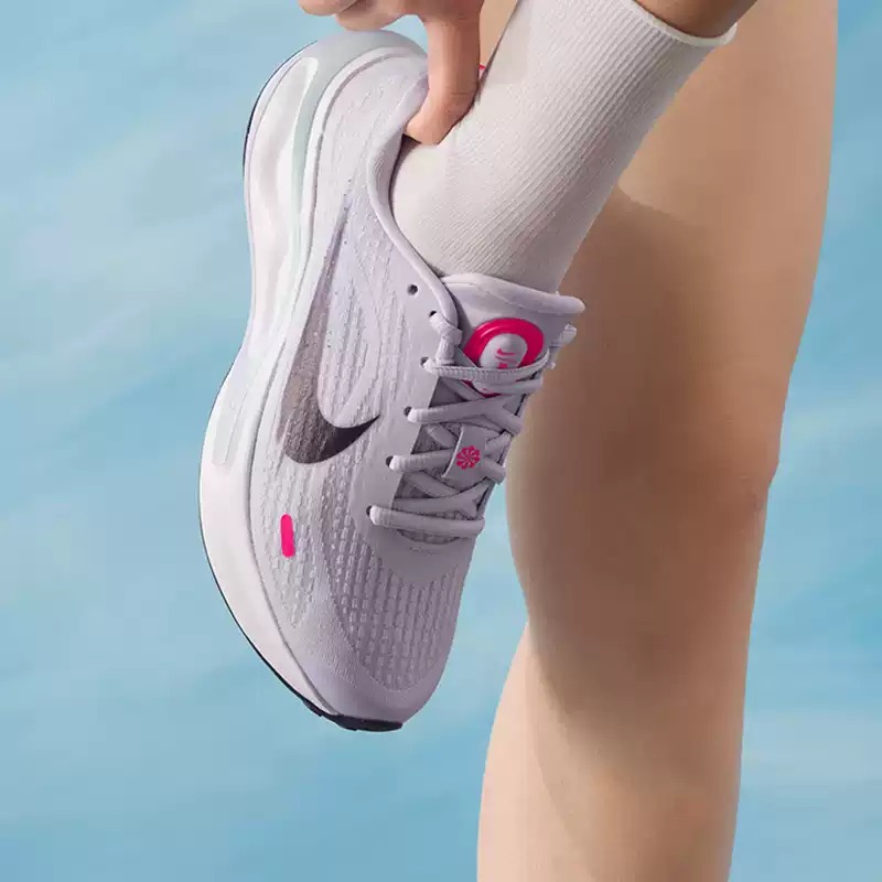 Nike Women's Shoes Original Li - огляд і ціна Lightweight Road Running Shoes